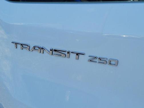 OXFORD WHITE 2025 Ford Transit-250 Base