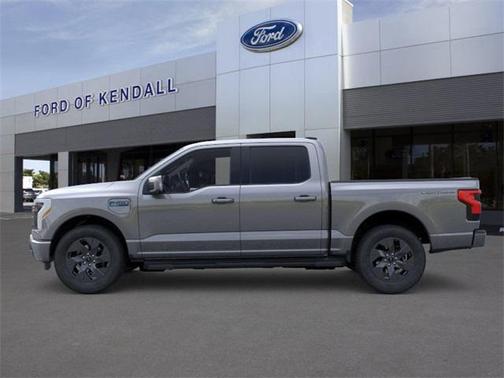 2025 Ford F-150 Lightning LARIAT