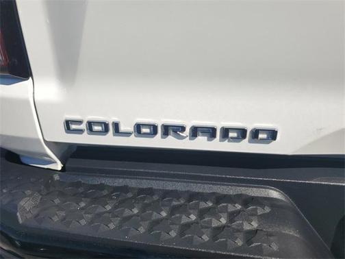 2025 Chevrolet Colorado WT