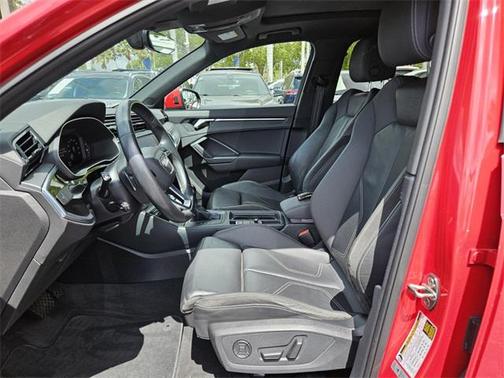 2021 Audi Q3 45 S line Premium