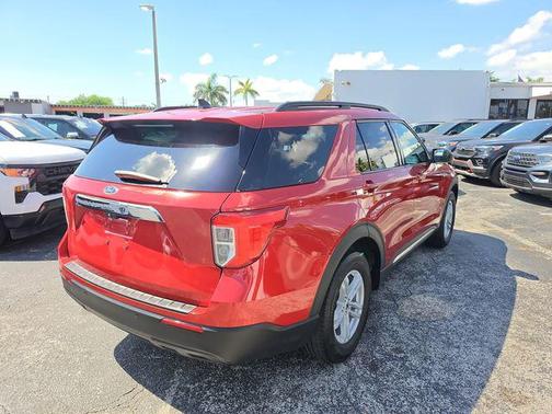 RAPID RED MET TINTED CC 2024 Ford Explorer XLT