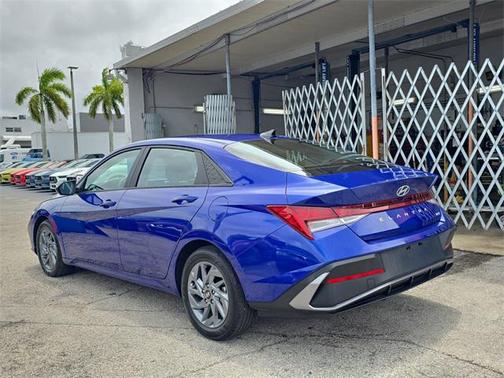 2024 Hyundai ELANTRA HEV Blue