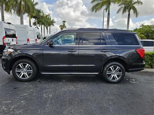 2022 Ford Expedition XLT