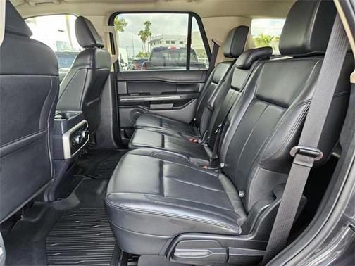 2022 Ford Expedition XLT
