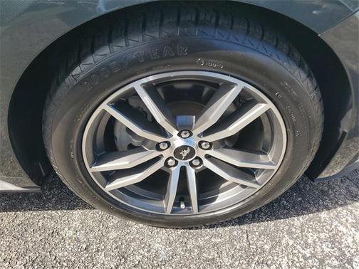 2016 Ford Mustang EcoBoost Premium