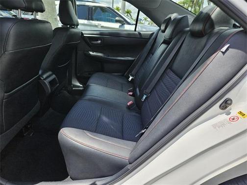 2015 Toyota Camry XLE