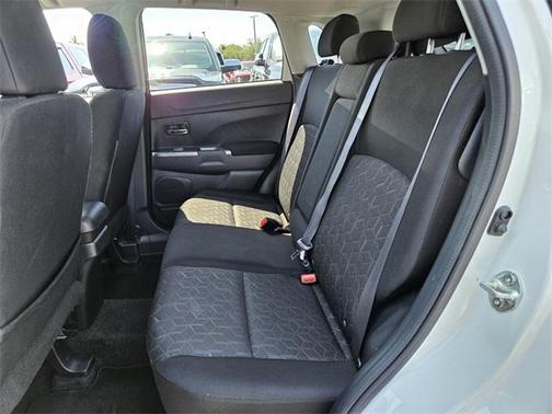 2021 Mitsubishi Outlander Sport SE