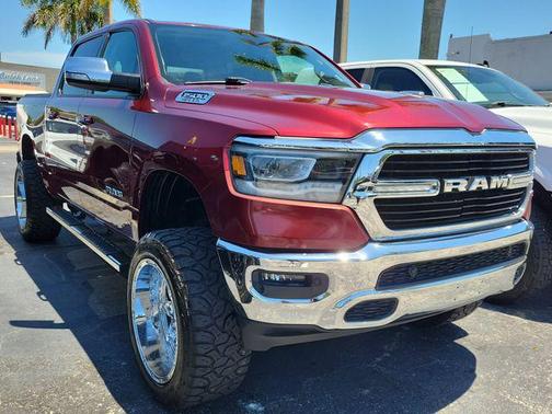 Delmonico Red Pearlcoat 2019 RAM 1500 Big Horn