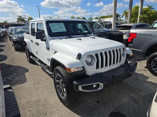 2023 Jeep Gladiator Overland
