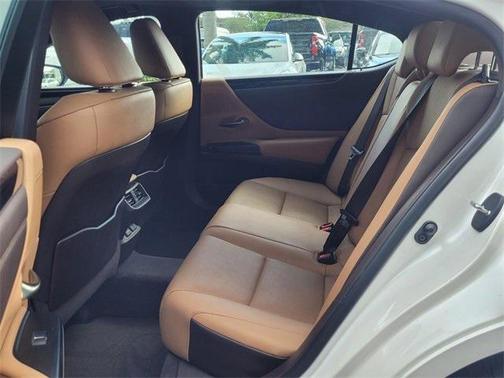 2021 Lexus ES 350 Base