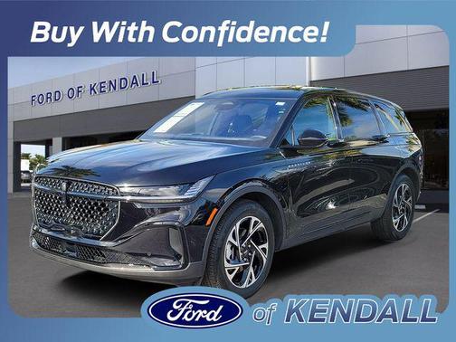 INFINITE BLACK MET CC 2025 Lincoln Nautilus Premiere