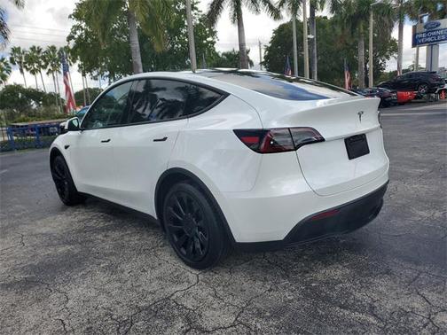 2024 Tesla Model Y Long Range Dual Motor All-Wheel Drive
