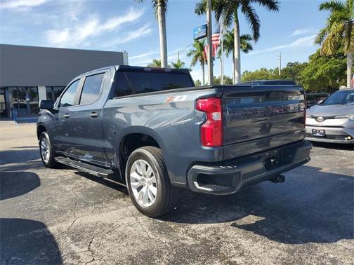 2022 Chevrolet Silverado 1500 Custom