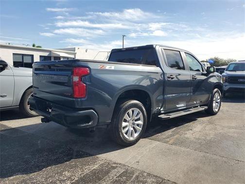 2022 Chevrolet Silverado 1500 Custom