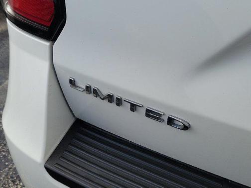 Star White Metallic Tri-Coat 2021 Ford Expedition Limited