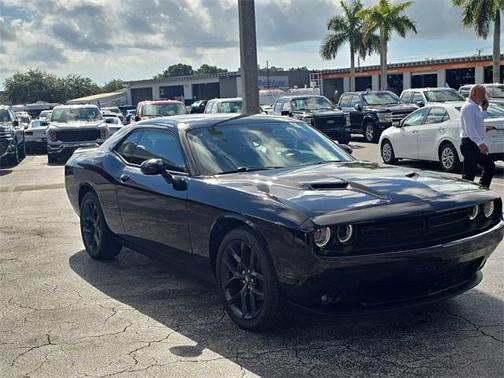 2022 Dodge Challenger SXT