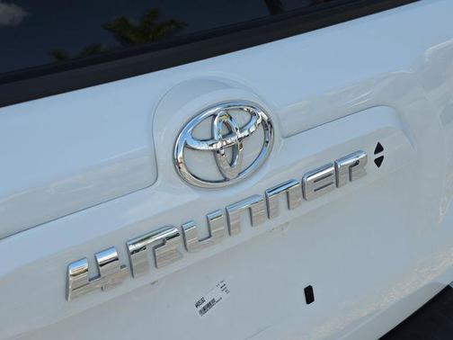 Ice Cap 2023 Toyota 4Runner SR5 Premium