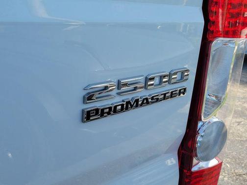 Bright White Clearcoat 2023 RAM ProMaster 2500 High Roof