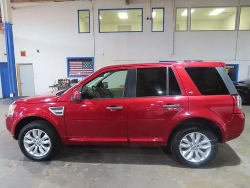 2012 Land Rover LR2 Sport Utility 4D