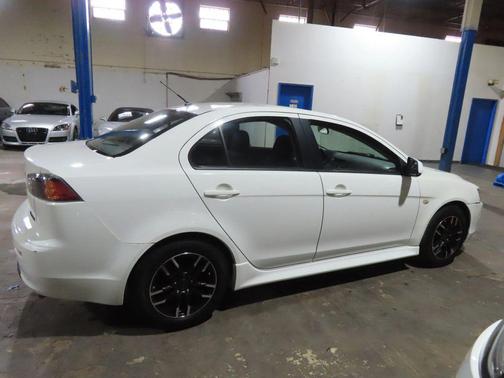 2011 Mitsubishi Lancer ES