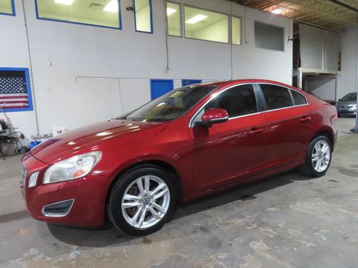 2013 Volvo S60 T5 Premier