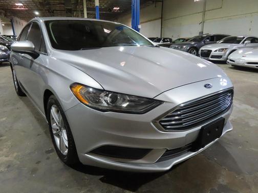 Silver 2018 Ford Fusion SE