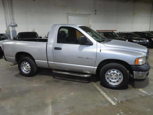 Silver 2005 Dodge Ram 1500 ST
