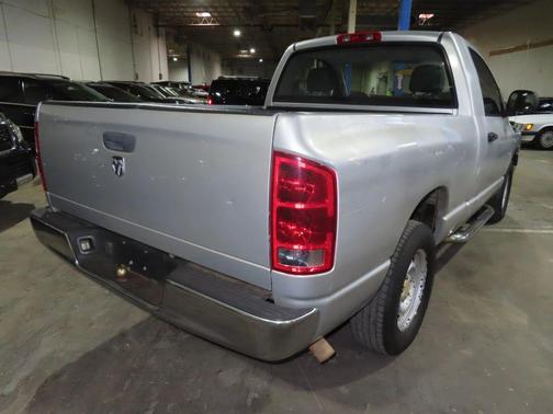 Silver 2005 Dodge Ram 1500 ST