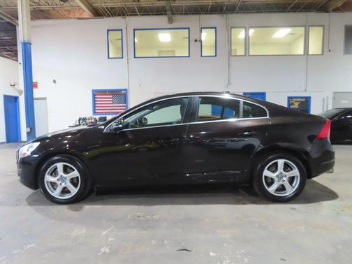 2013 Volvo S60 T5