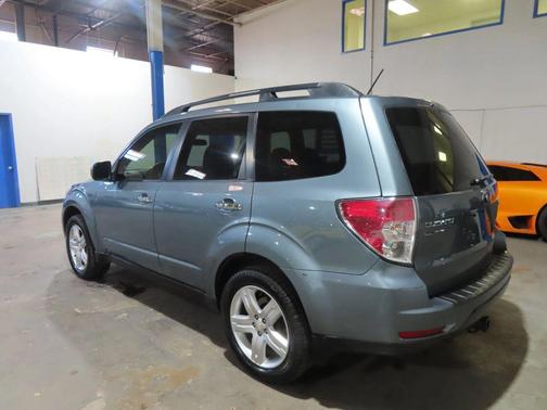 2010 Subaru Forester 2.5 X Premium