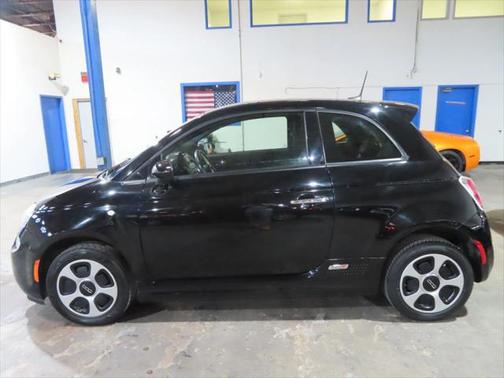2017 FIAT 500e Battery Electric