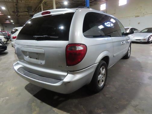 2006 Dodge Grand Caravan SXT