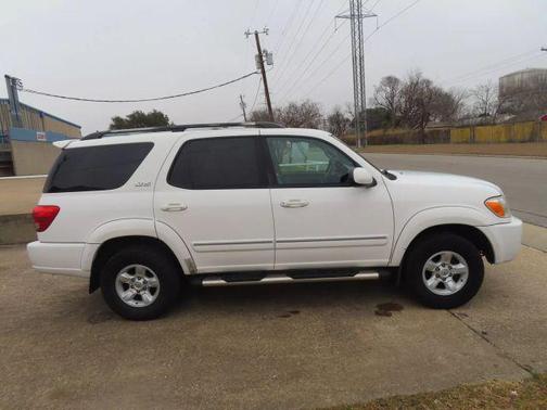 2006 Toyota Sequoia SR5
