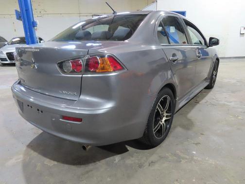 2015 Mitsubishi Lancer SE