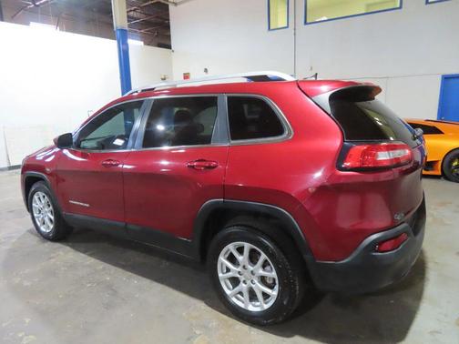 2015 Jeep Cherokee Sport