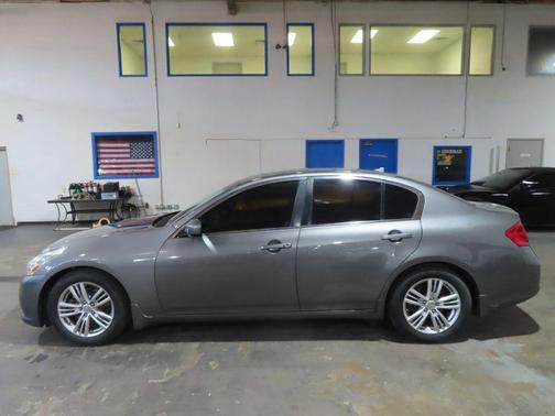 2013 INFINITI G37 Journey