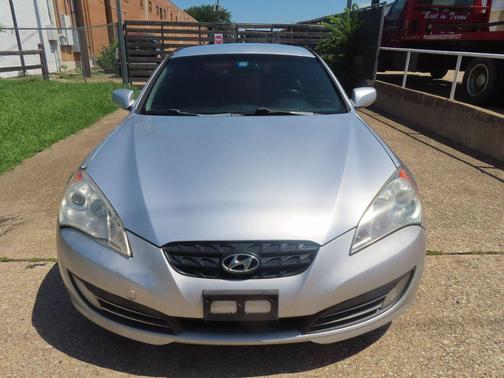2010 Hyundai Genesis Coupe 3.8