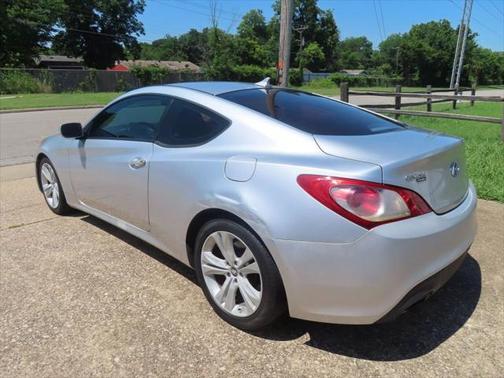 2010 Hyundai Genesis Coupe 3.8