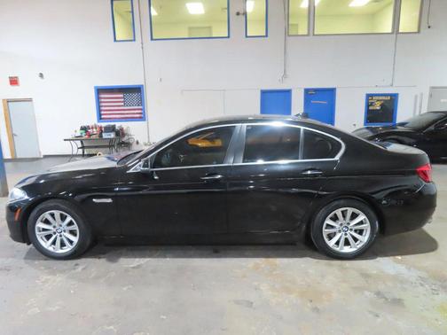 2014 BMW 528 528i Sedan 4D