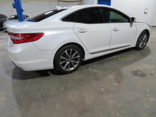 2015 Hyundai Azera Base