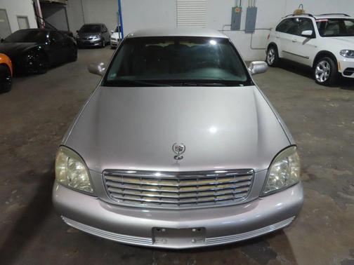 2004 Cadillac DeVille Base