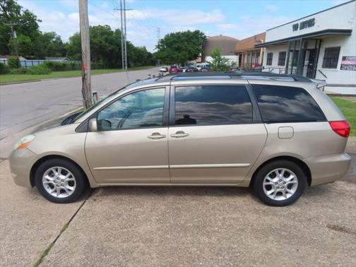 2006 Toyota Sienna XLE