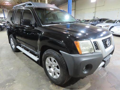 Gray 2009 Nissan Xterra SE