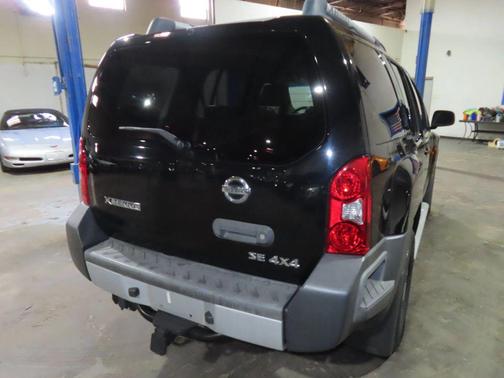 Gray 2009 Nissan Xterra SE