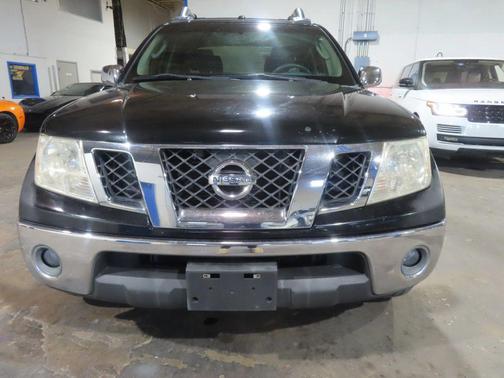 2009 Nissan Frontier LE Crew Cab