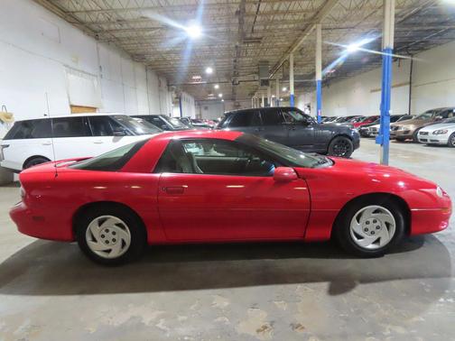 1998 Chevrolet Camaro Base