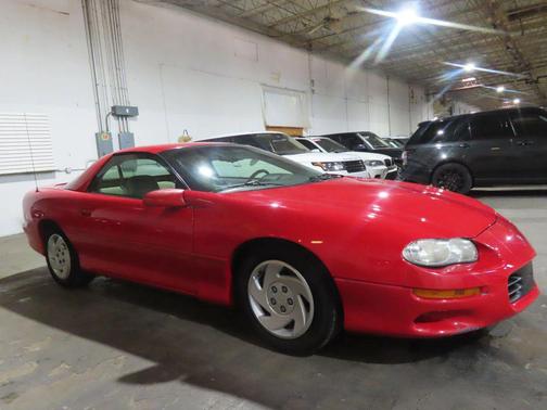 1998 Chevrolet Camaro Base