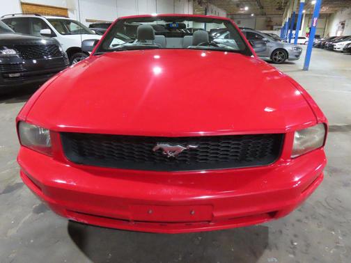 Red 2008 Ford Mustang Deluxe