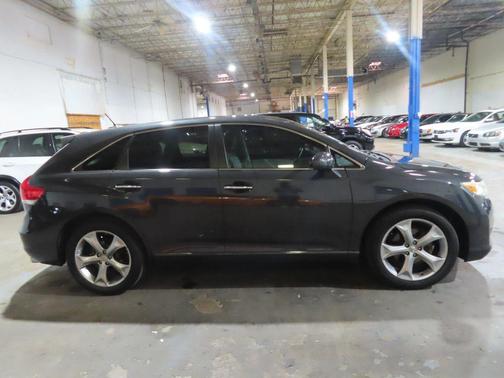 2011 Toyota Venza Base