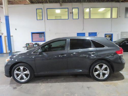 2011 Toyota Venza Base